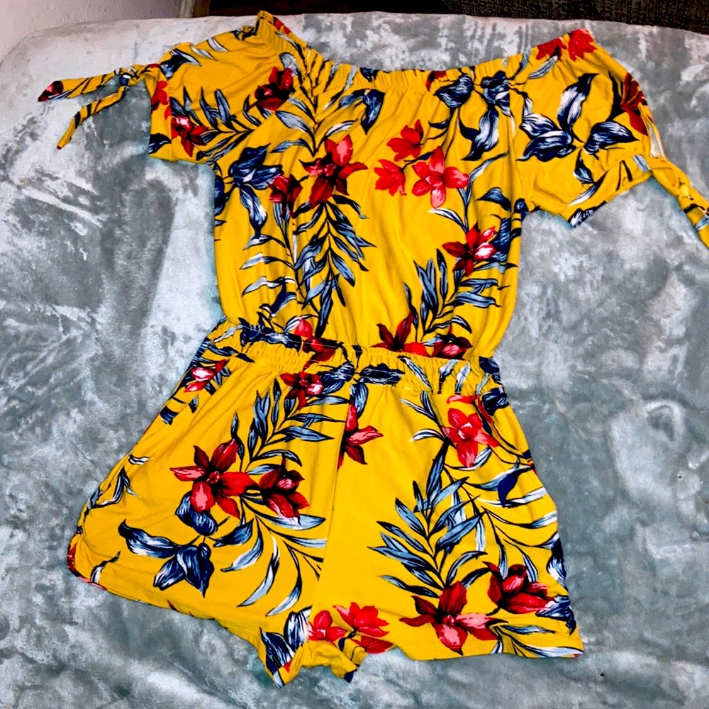 A Derek heart off-shoulder floral romper